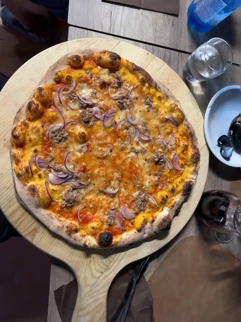 Ristorante Pizzeria Le Rose_Lotzorai_slider_image_2