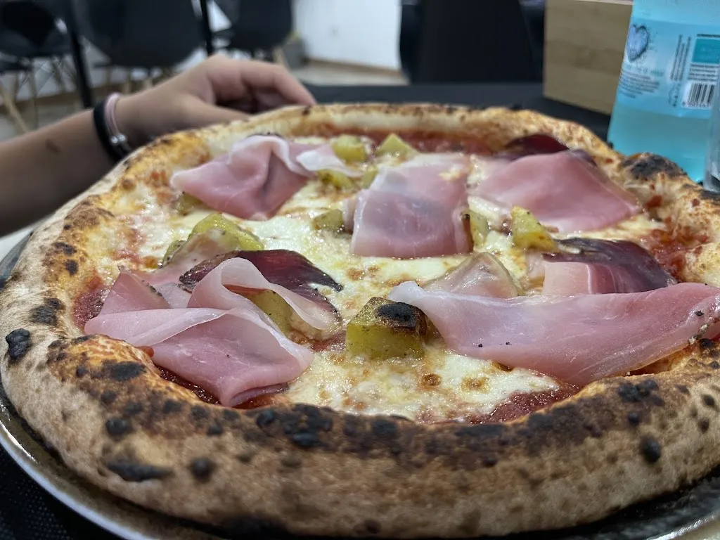 Menu_Pizzeria Eat and Go_Lotzorai_image_5