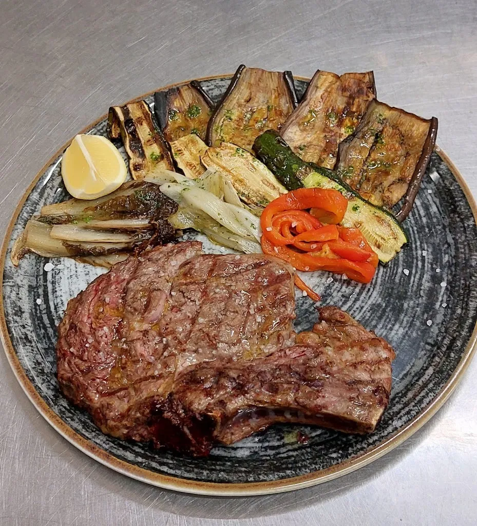 Pizzeria Eat and Go_Lotzorai_slider_image_3