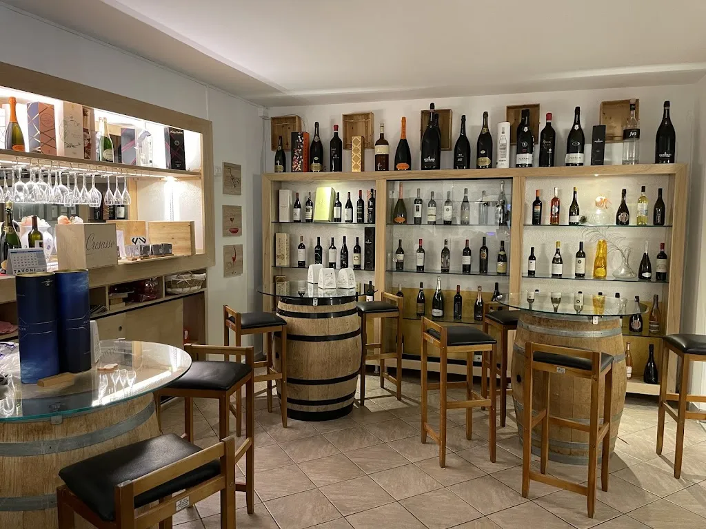 Bar Excalibur restaurant in Lu Bagnu