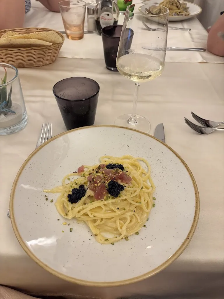 Moon McCroskey_Ristorante Caprera_La Maddalena_review