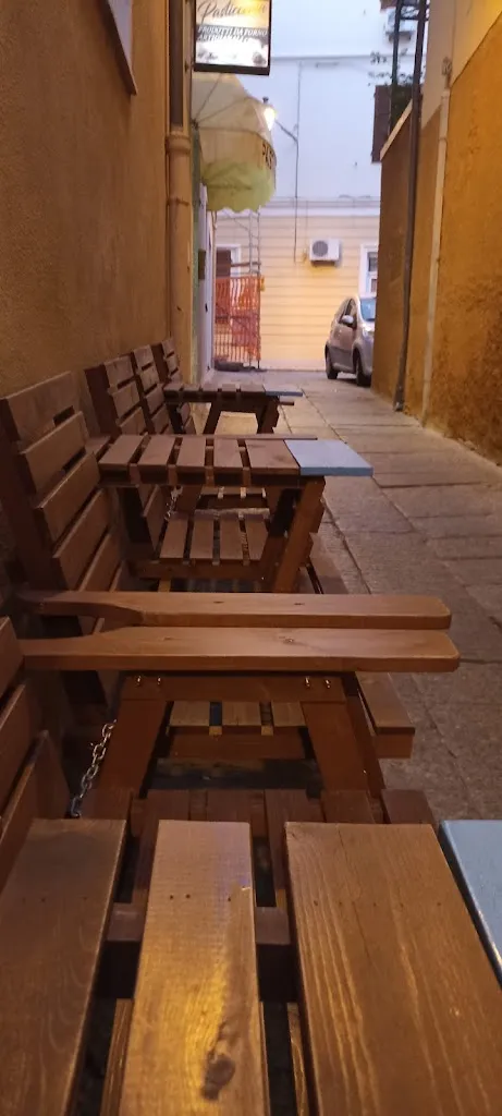 La Porta Stretta restaurant in La Maddalena