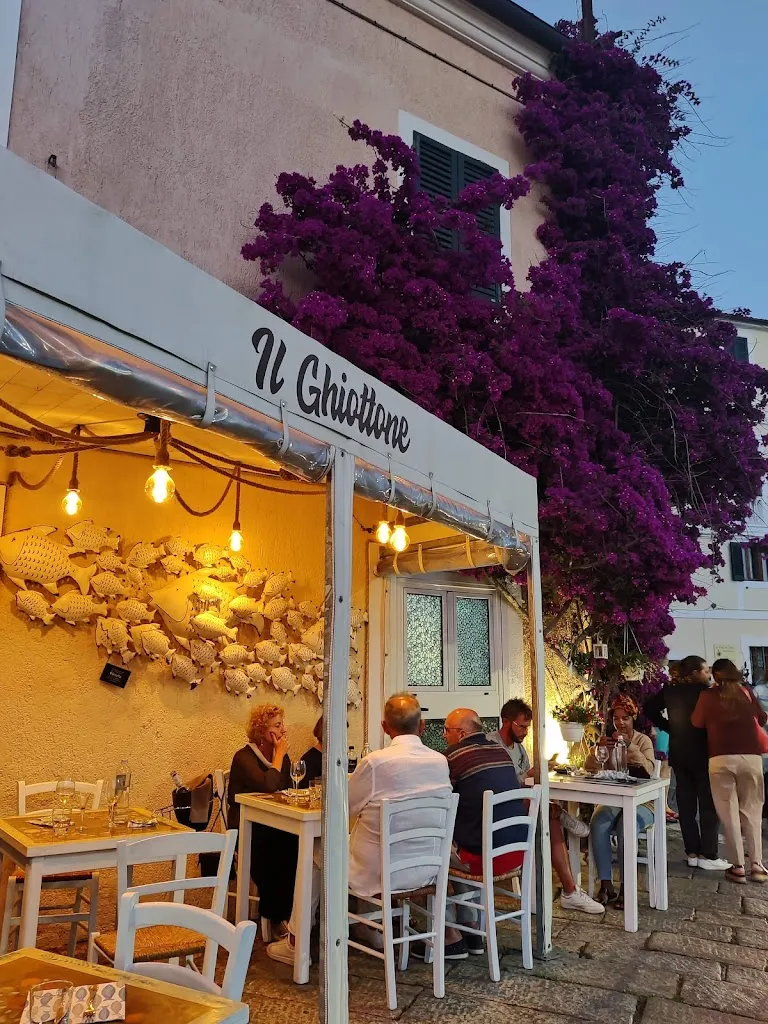 Il Ghiottone - Cala Gavetta restaurant in La Maddalena