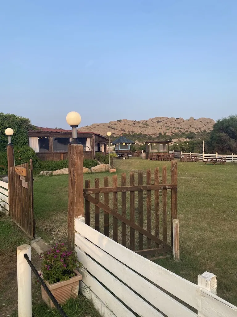 Jesse Koreman_Locanda del Mirto_La Maddalena_review