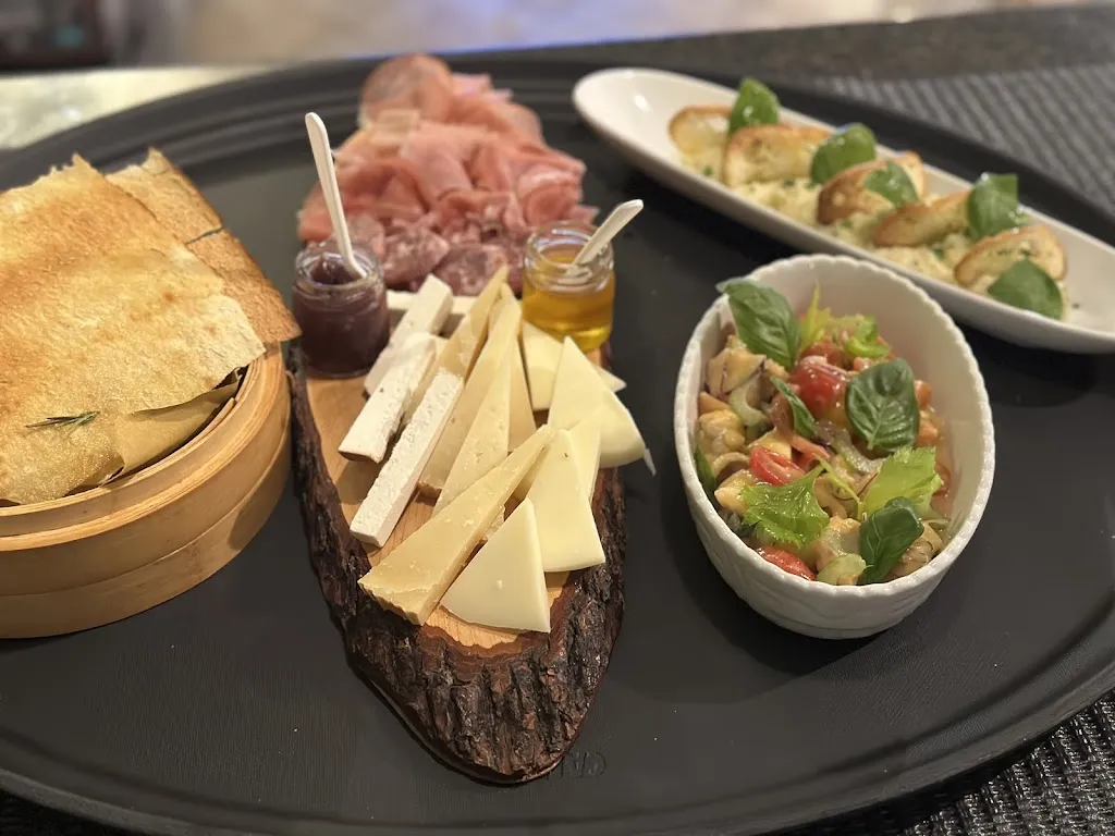 Condividere - Osteria Di Mare restaurant in La Maddalena