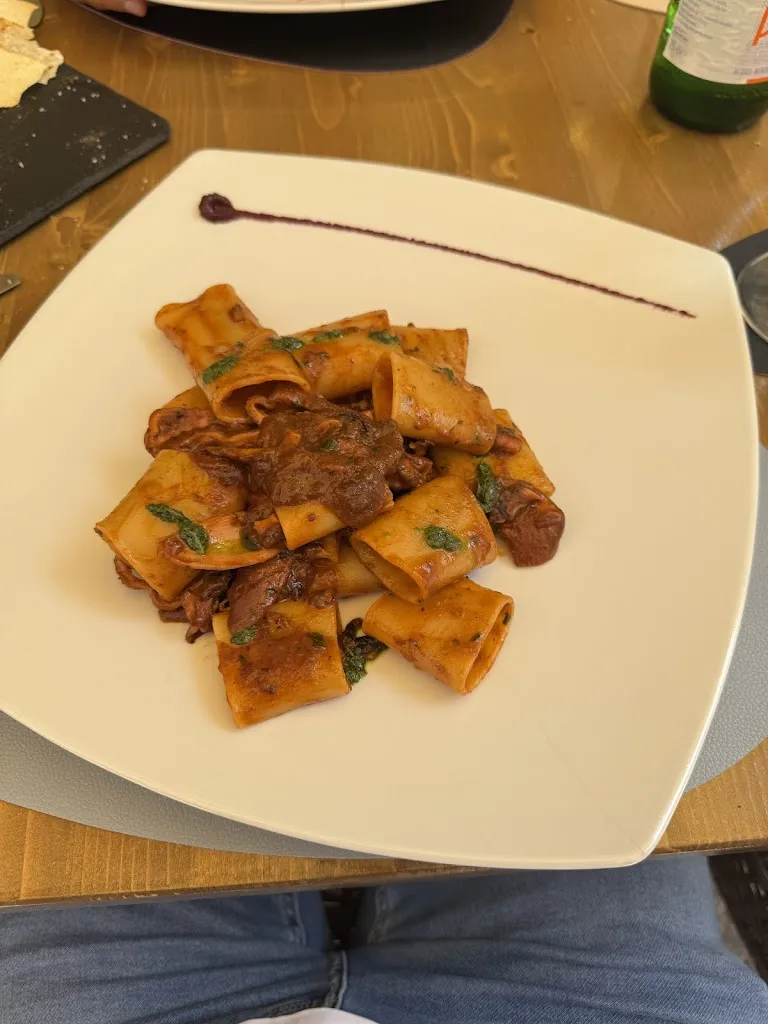 Claude_48 Quality Tastes_La Maddalena_review