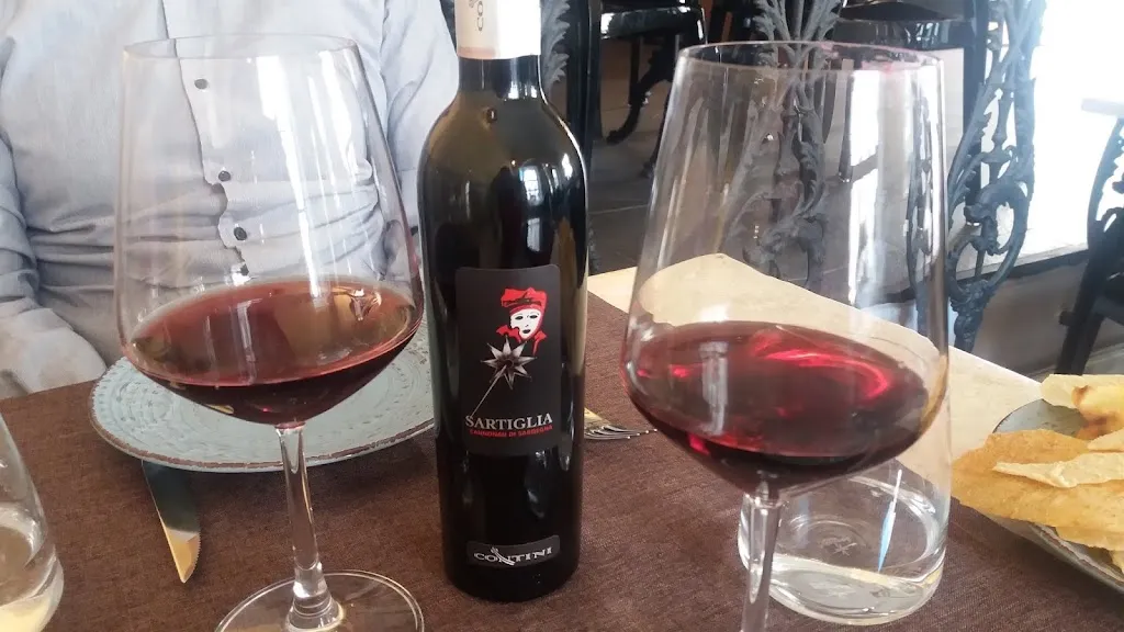 Lisa McQuery_Trattoria Vecchia ILVA_La Maddalena_review