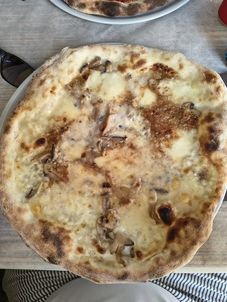 G*R*L_Pizzeria Civico 49_La Maddalena_recensione
