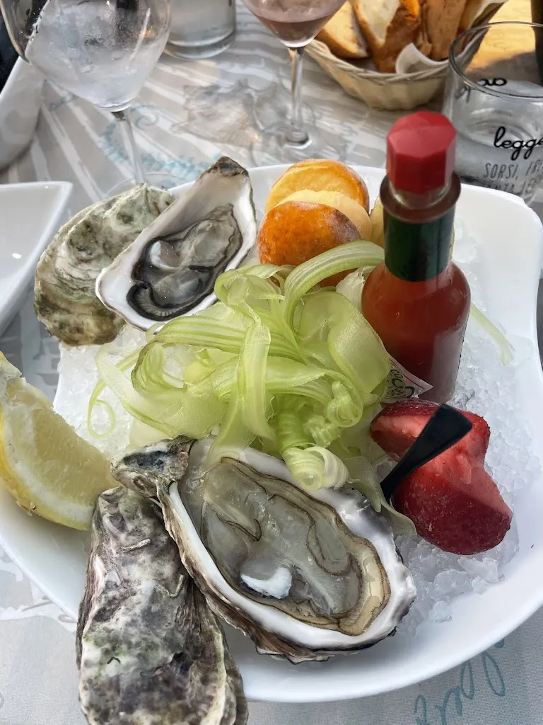 Carl Holmstrom_Pescheria Friggitoria Puffer Fish_La Maddalena_review