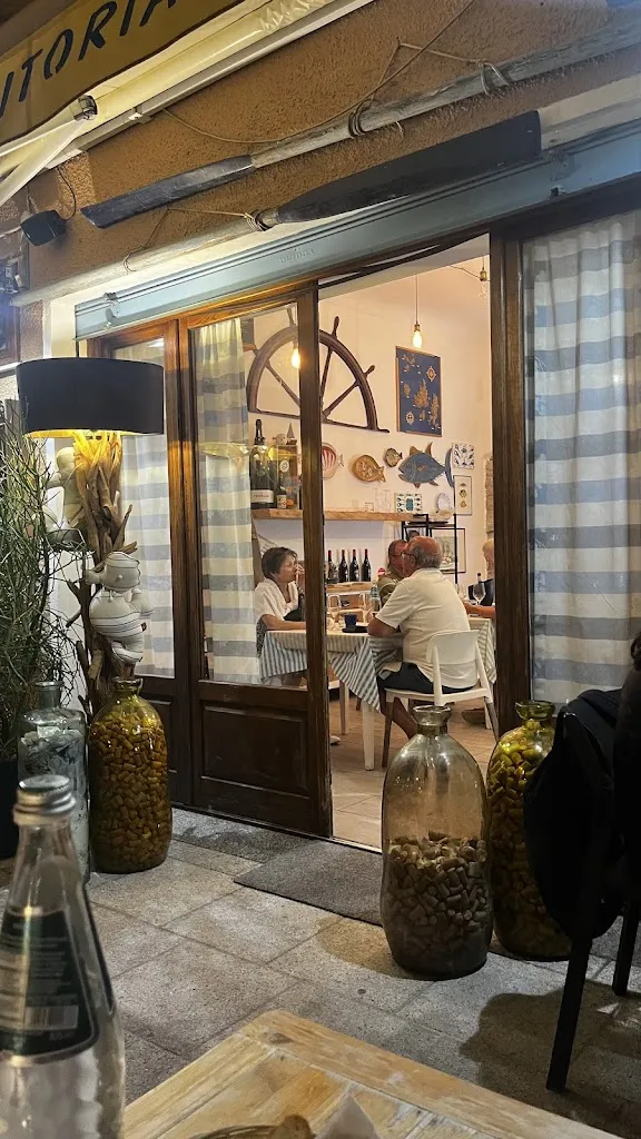 Pescheria Friggitoria Puffer Fish_La Maddalena_slider_image_3