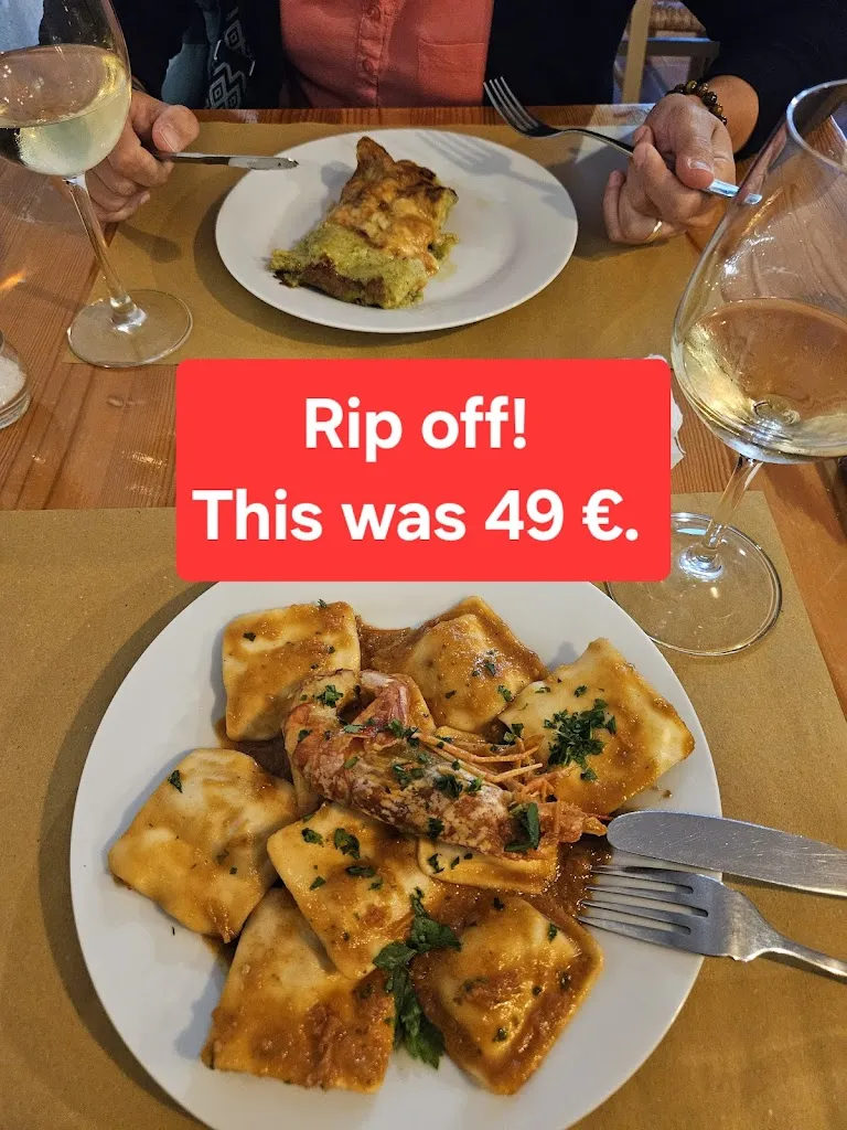 Denise Schneider_Trattoria locanda il Genovese 2.0_La Maddalena_review