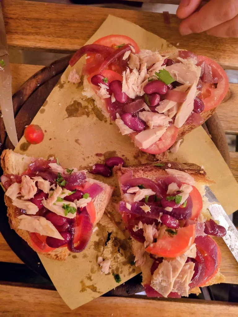 Arutas Bistrot & Cocktail Bar_La Maddalena_slider_image_3