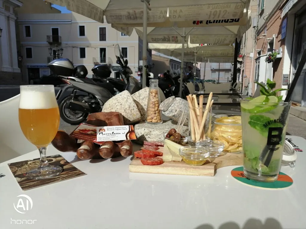 Birreria Mezzo Passo_La Maddalena_slider_image_2