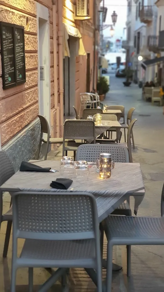 Ristorante Rosso a metà restaurant in La Maddalena