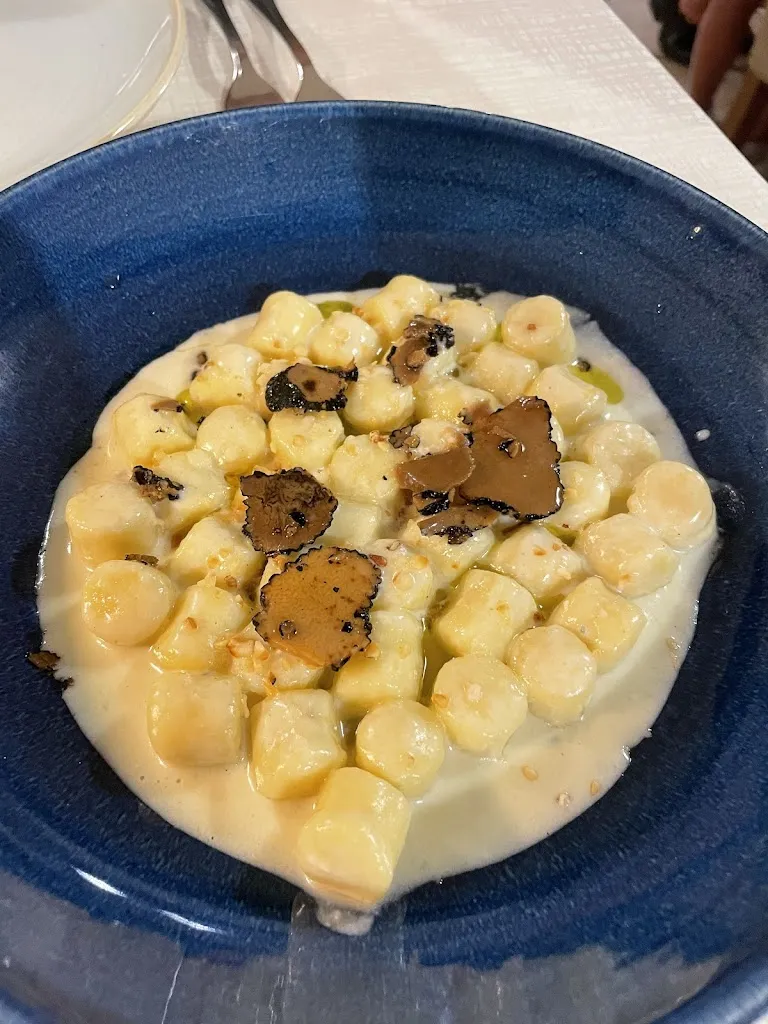 Mashal Hussain_Ristorante L' Avventura_La Maddalena_review