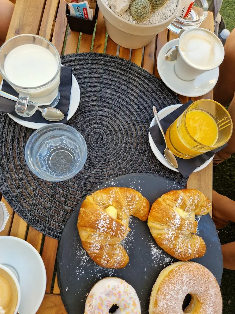 David naftalis_GUSTU_La Caletta_review