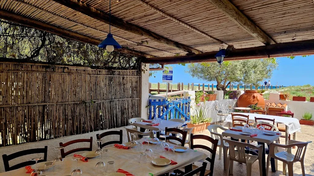 Home Restaurant Sa Mesa restaurant in La Caletta