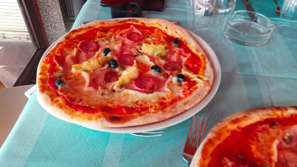 Ristorante Pizzeria La Maison La Caletta_La Caletta_slider_image_2