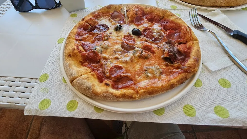 Menu_Mistral caffetteria bar pizzeria_La Caletta_image_9