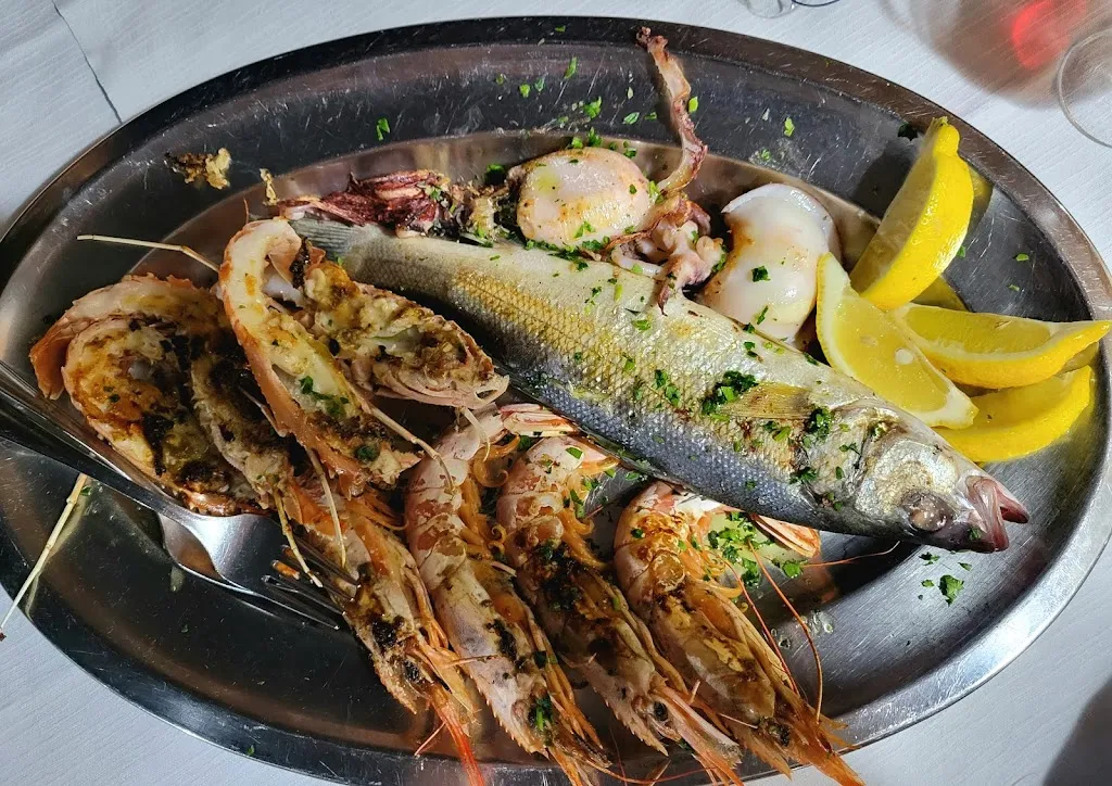 Lee Yip_Ristorante Bar La Nuova Torre_La Caletta_review