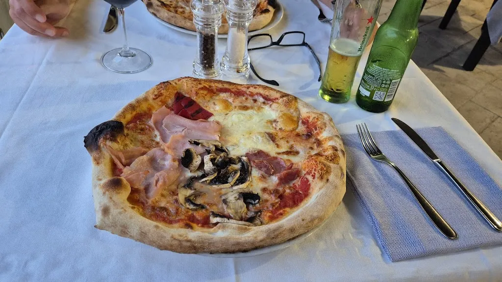 Ristorante Bar La Nuova Torre_La Caletta_slider_image_3