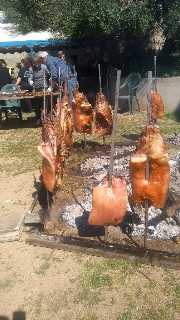 Bar Pizzeria Tavola Calda La Tova_Loiri Porto San Paolo_slider_image_3