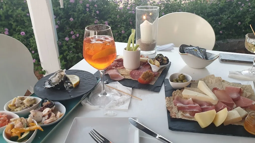 Menu_AQA21 Cooking, Cocktails & Boutique Complex_Loiri Porto San Paolo_image_5