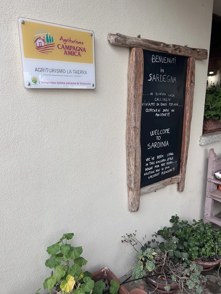 Paul Deac_Agriturismo La Taerra_Loiri Porto San Paolo_recensione