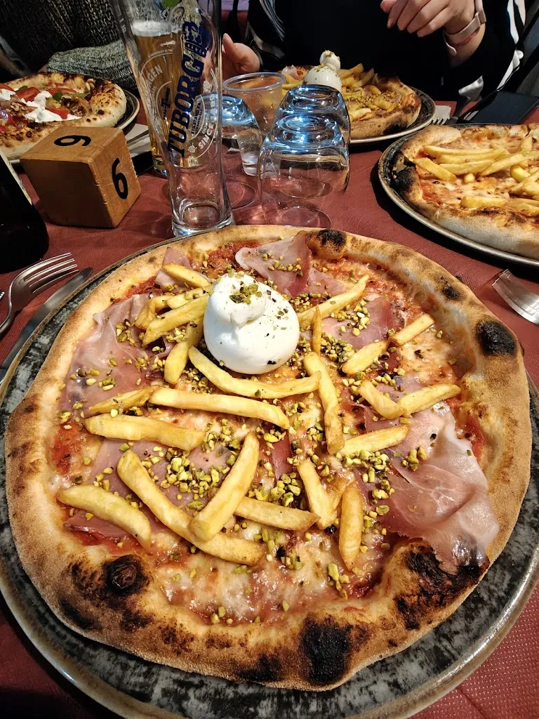 katia vanessa iunco_Ristorante Pizzeria Capriccio_Luras_review