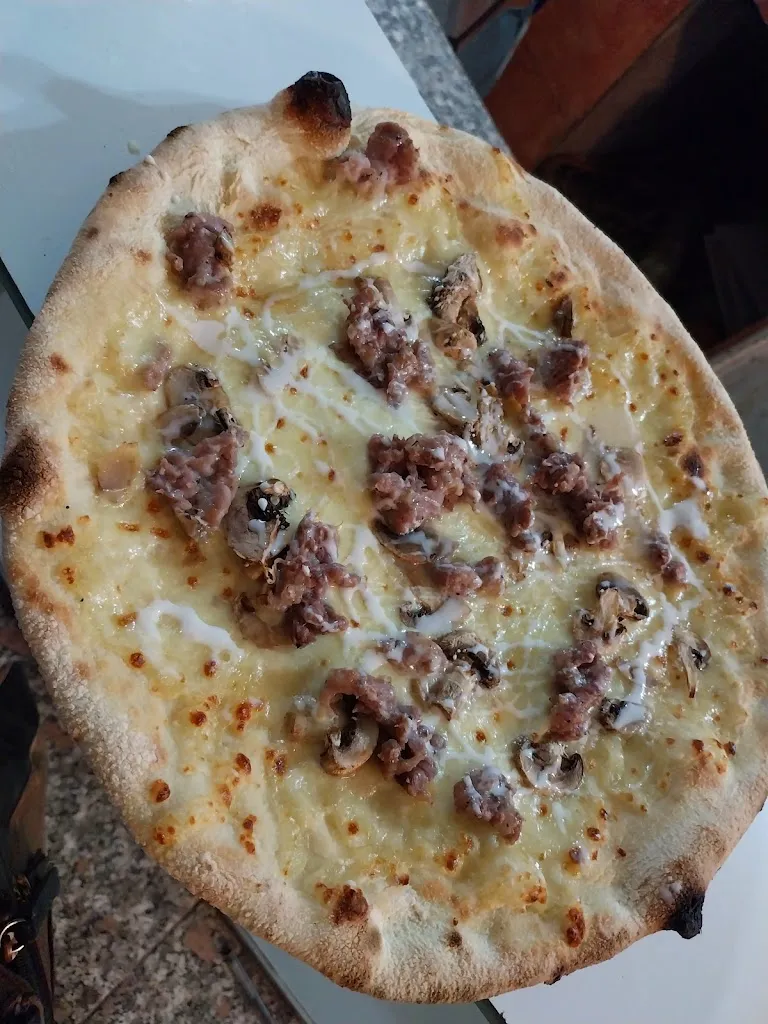 Pizzeria Limbara_Luras_slider_image_2