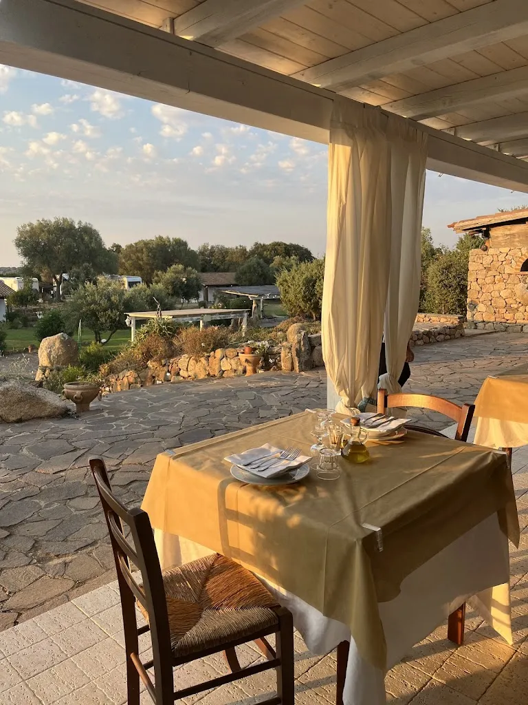 karim bachtli_La Quercia della Gallura_Luogosanto_review