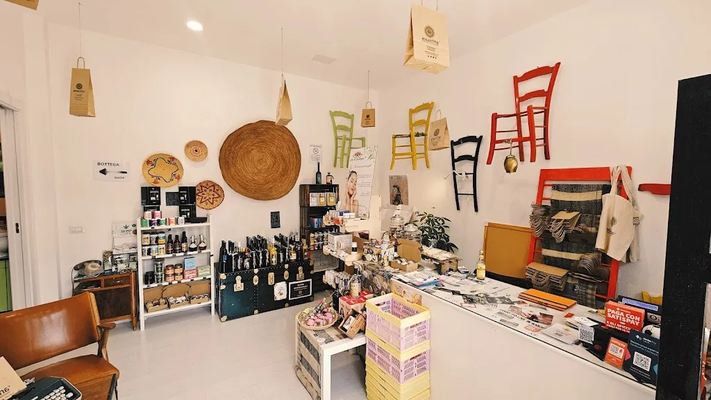 Assantiha sa buttega de tziu Bobore prodotti tipici e artigianato di Sardegna_Mamoiada_slider_image_3