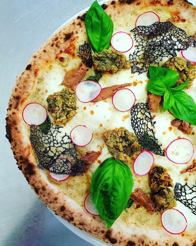 Rooster Masullas_Masullas_slider_image_2