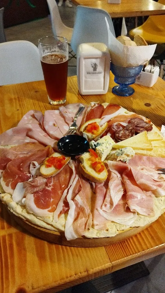 Menu_Exsection Bar_Maracalagonis_image_2