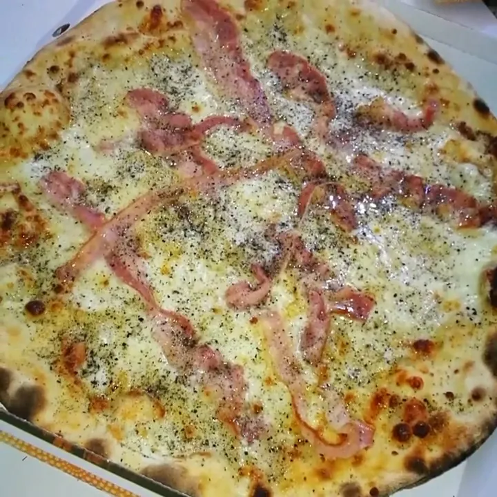 New SorrentHouse Pizzeria Paninoteca Kebab_Maracalagonis_slider_image_2