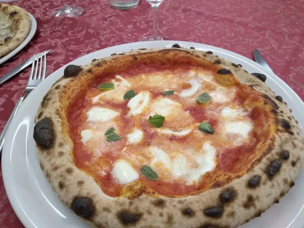 Hotel Ristorante Pizzeria su Pititeri_Macomer_slider_image_3