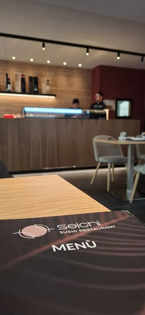 Reseda Alba_Seichi Sushi Restaurant_Macomer_review