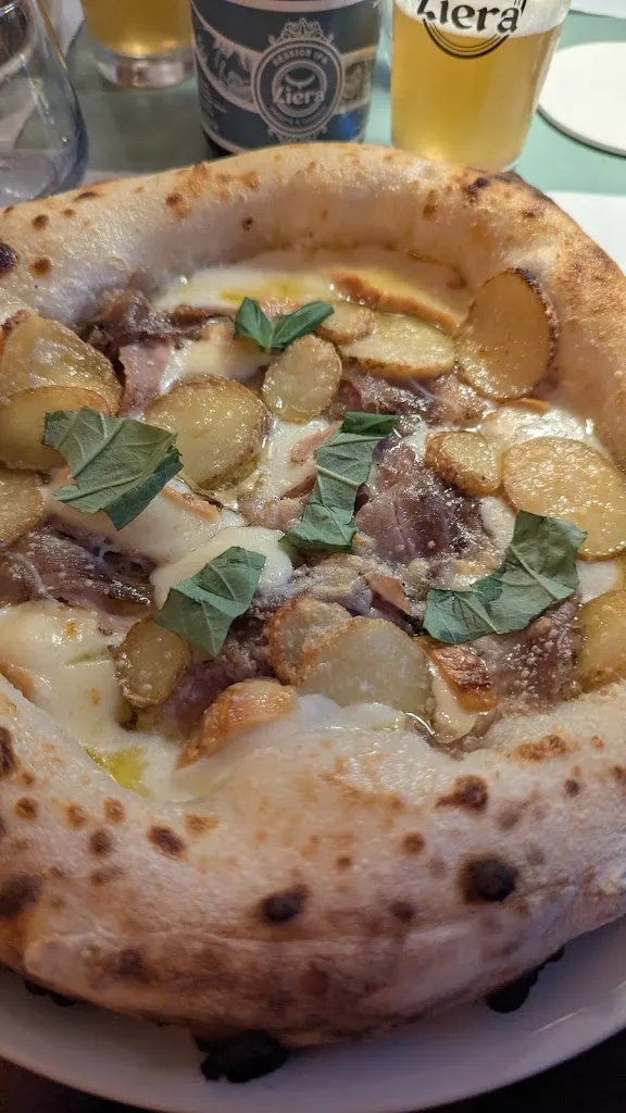 Alessandro Giordo _La Corte Pizzeria_Macomer_review