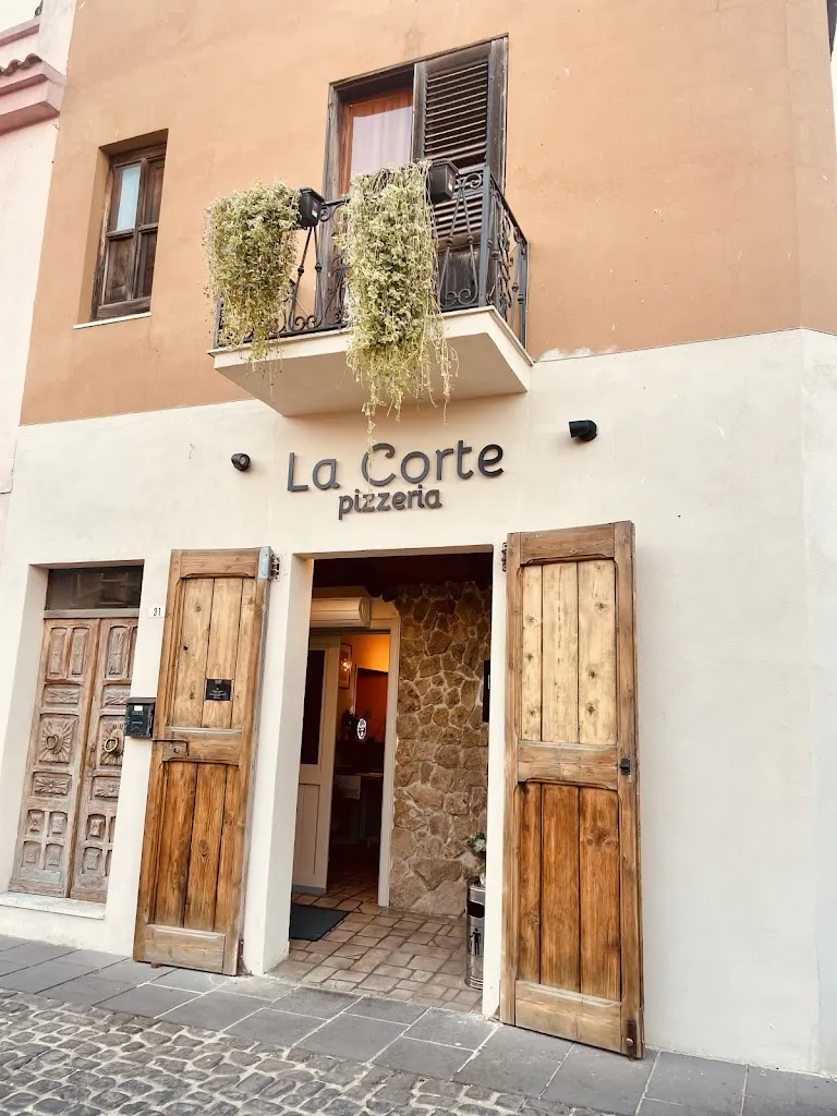 La Corte Pizzeria_Macomer_slider_image_1