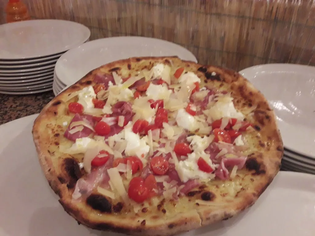 Ristorante Pizzeria La Perla_Marrubiu_slider_image_2