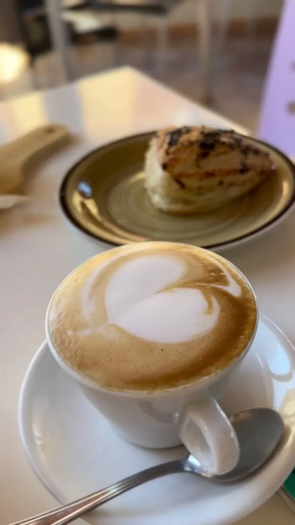 Il Gelato Mogorese - Caffetteria, Gelateria, Creperia, Stuzzicheria Arcobaleno_Mogoro_slider_image_2