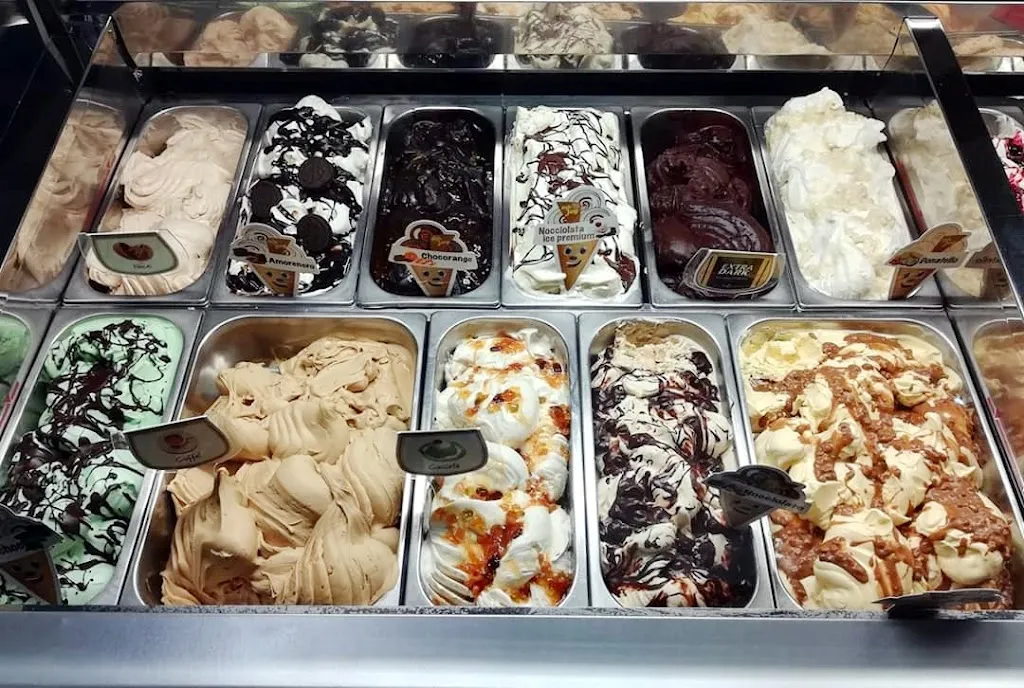 Il Gelato Mogorese - Caffetteria, Gelateria, Creperia, Stuzzicheria Arcobaleno_Mogoro_slider_image_3