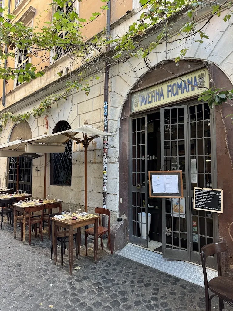 Taverna Romana_Monti_slider_image_1