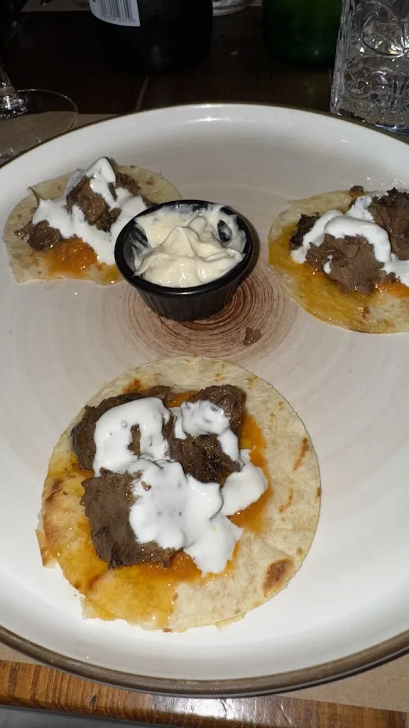 Egor Chetvernin_Ornelli Black Angus Steakhouse_Monti_review