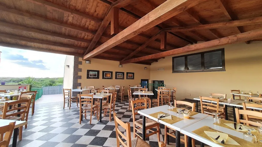 Restaurant Pizzeria Nurapolis restaurant in Narbolia