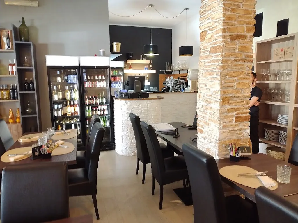 Su Nuraxi Muravera restaurant in Muravera