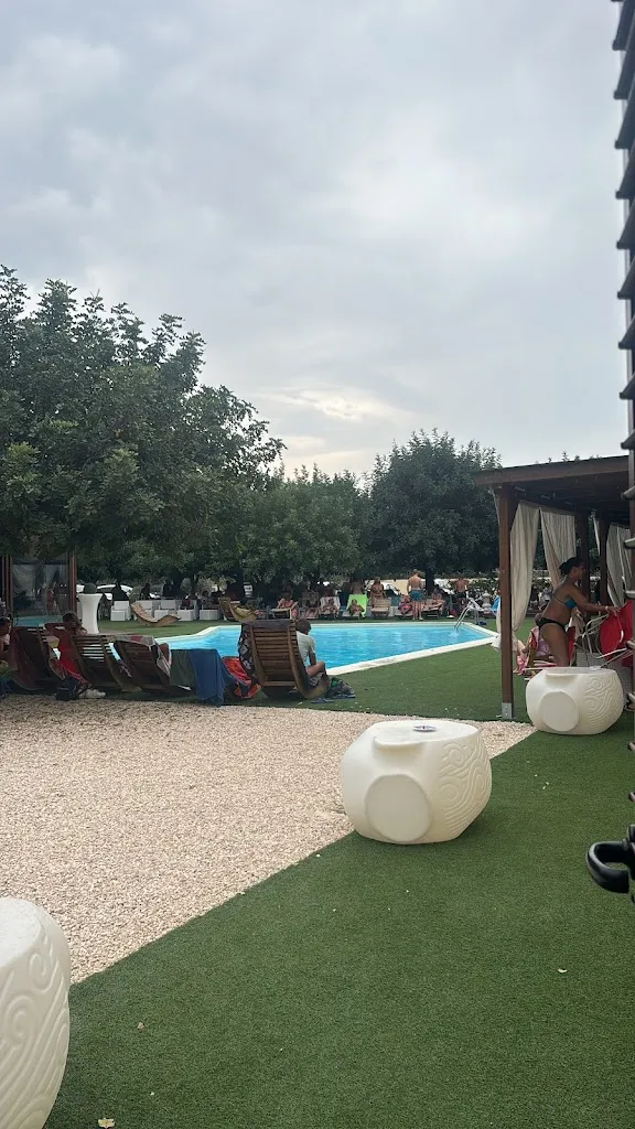 Ilaria Perra_MANTRA • Lounge Restaurant Bar & Pool_Muravera_review