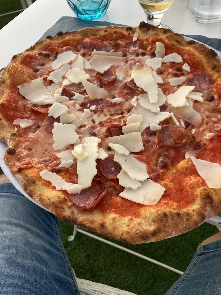 gianluca cadoni_Green Gallery Hotel_Muravera_recensione