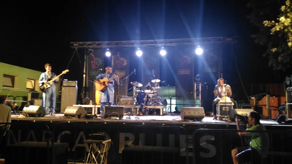 Judith Mabel Zingstra_Blues Bar Di Porcu Paolo_Narcao_review