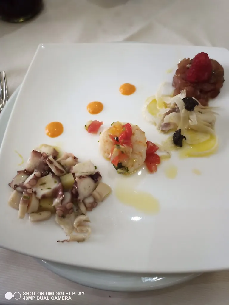 rocco giovannangelo_L'Aragosta_Casalbordino-Miracoli_review